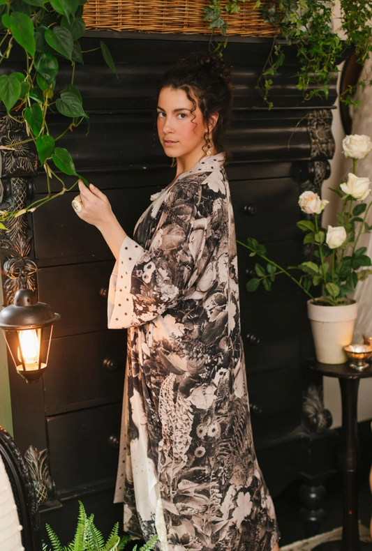 The Looking Glass Opera Kimono