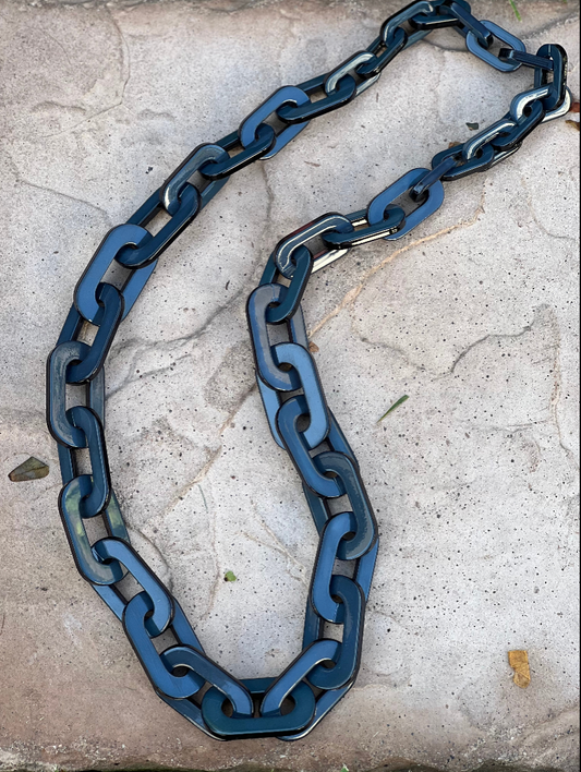 Chain Link Necklace In Smoked Blue