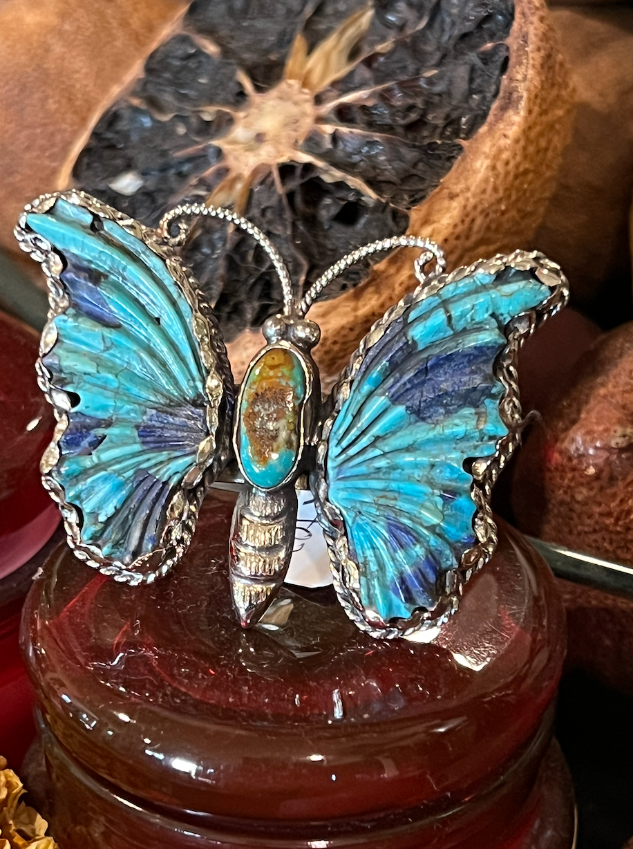 turquoise

san diego style

san diego boutique

ring

le bel age

chateau bel age

butterfly