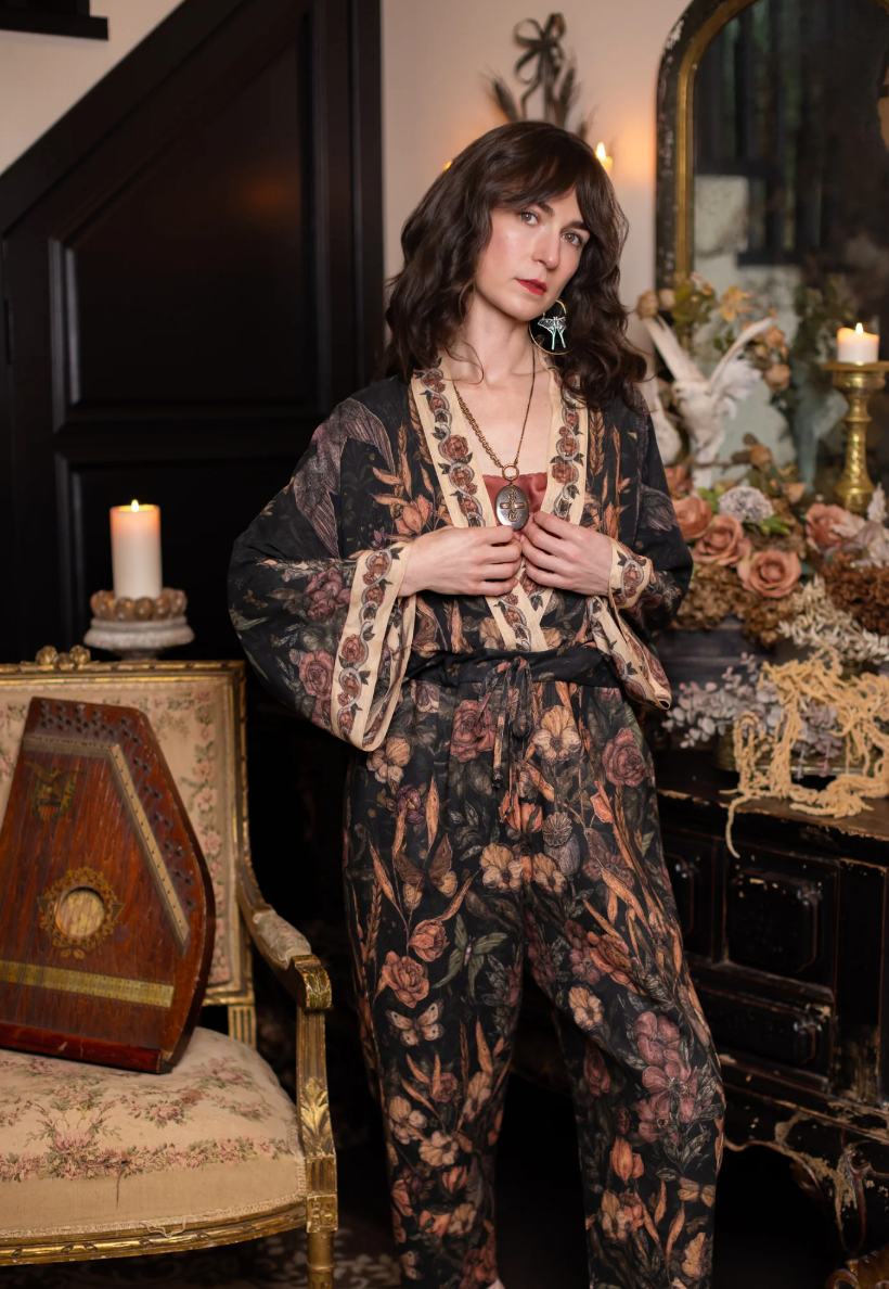 Momento Artist Pants PRE-AUTHORIZE – Chateau Bel Age Boutique (view 5)