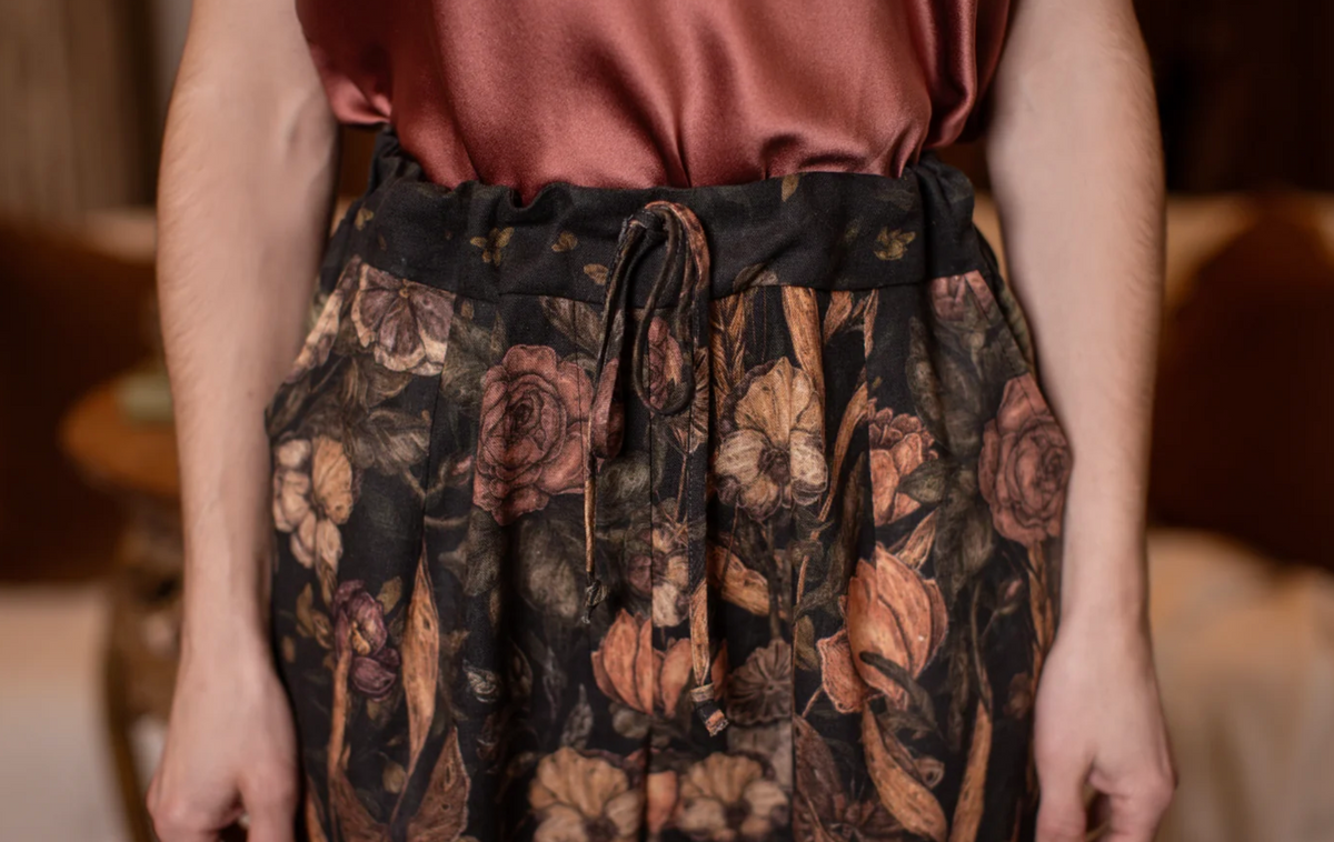 Momento Artist Pants PRE-AUTHORIZE – Chateau Bel Age Boutique (view 8)