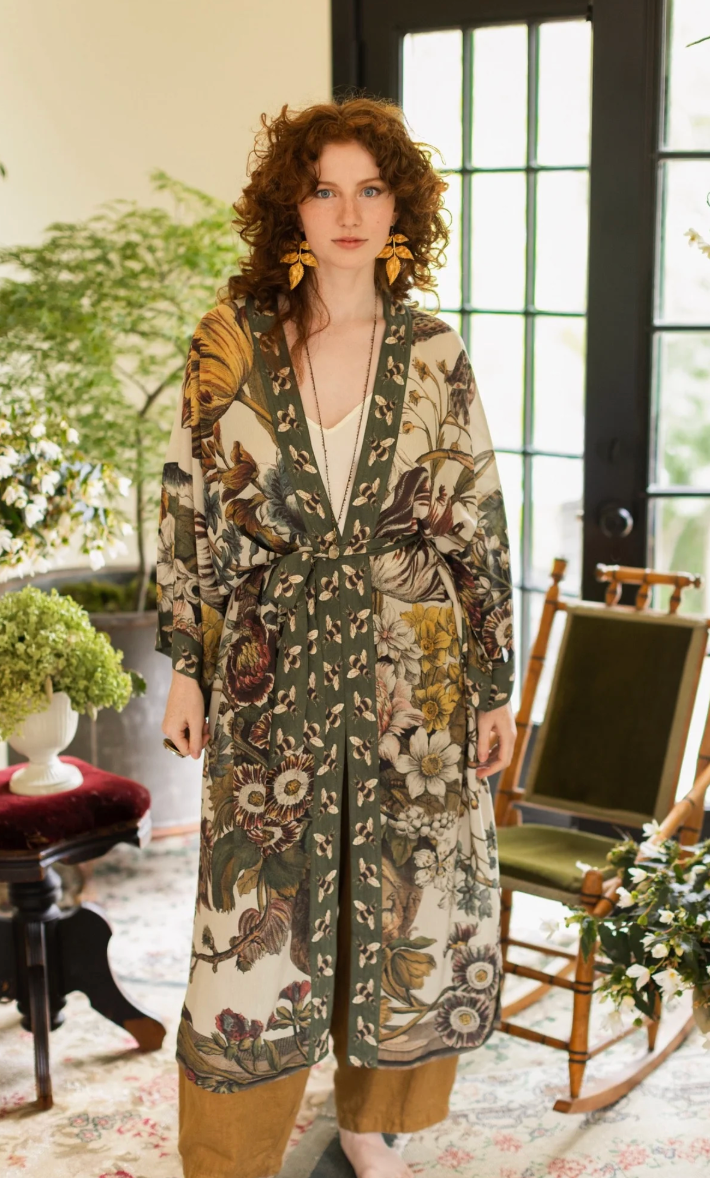 Love Grows Wild Opera Duster – Chateau Bel Age Boutique (view 10)