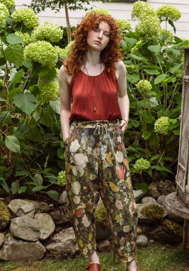 Pant

Market of Stars

lounge pant

linen pant

Linen

i dream in flowers pant