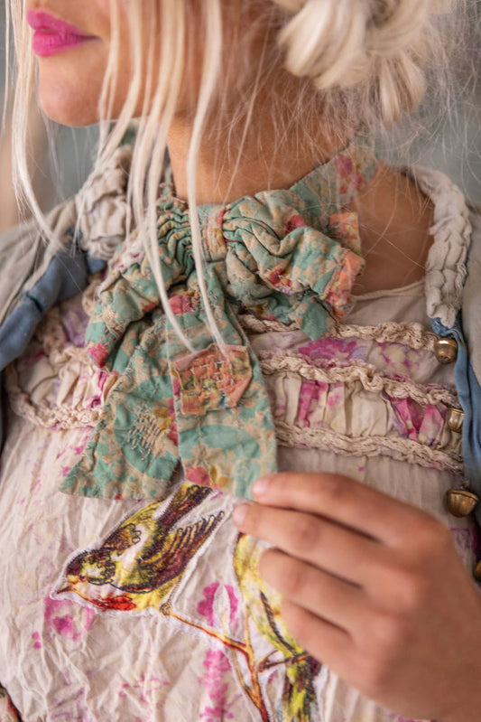 Louis Bowtie Jabot 085 in Perianth