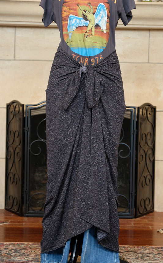 Smokey Grey Leopard Sarong